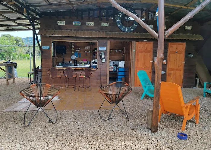 Manzu * Santa Cruz (Guanacaste)