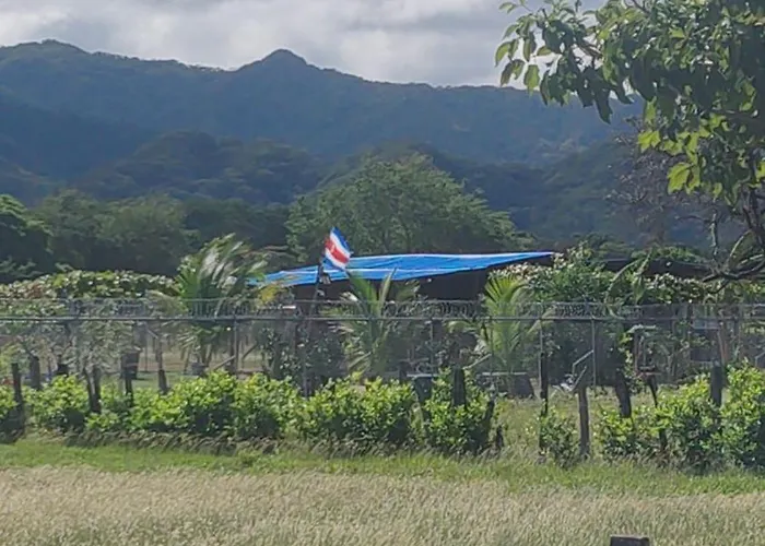Manzu Santa Cruz (Guanacaste)